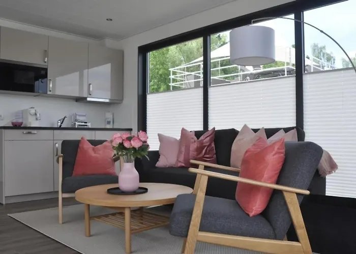 Hausboot Aquamarin - Lp4 *